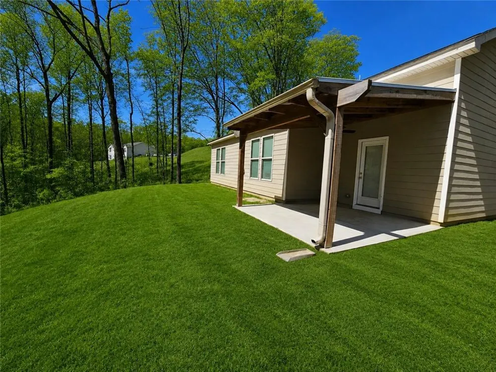 333 Darlington Drive Ellenwood, GA 30294