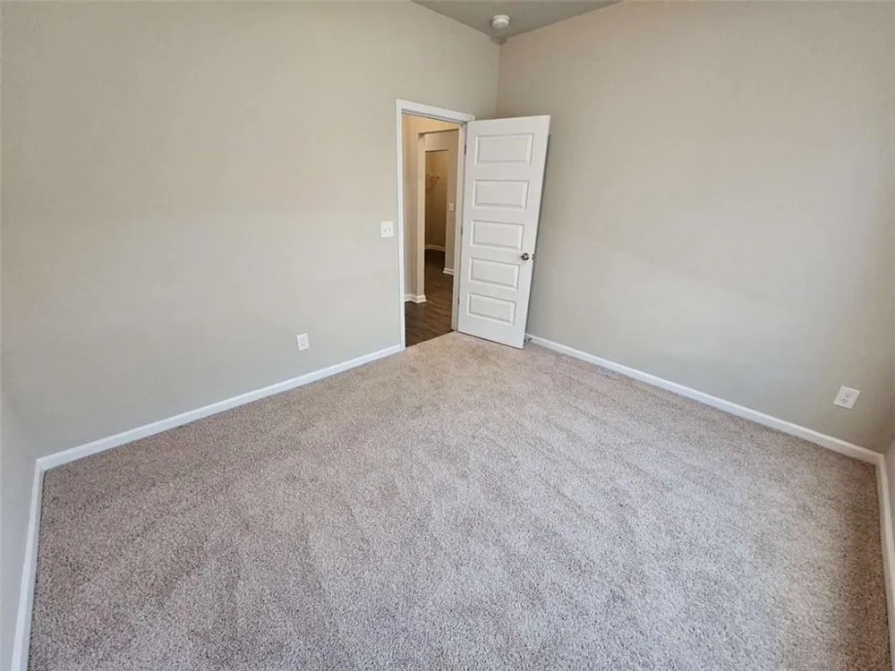333 Darlington Drive Ellenwood, GA 30294