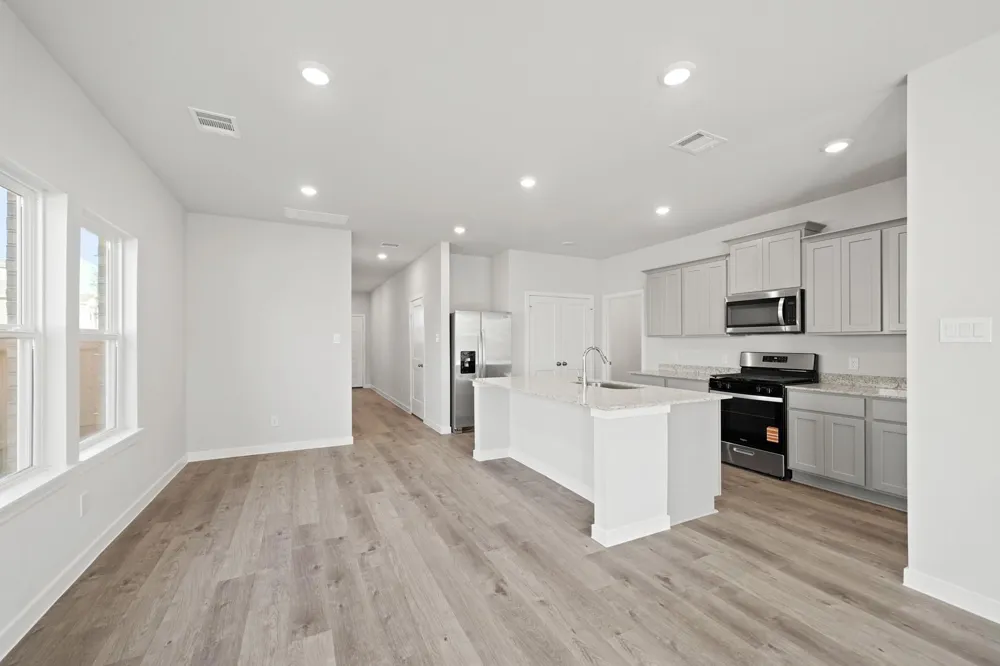 317 Bennett Street Angleton, TX 77515