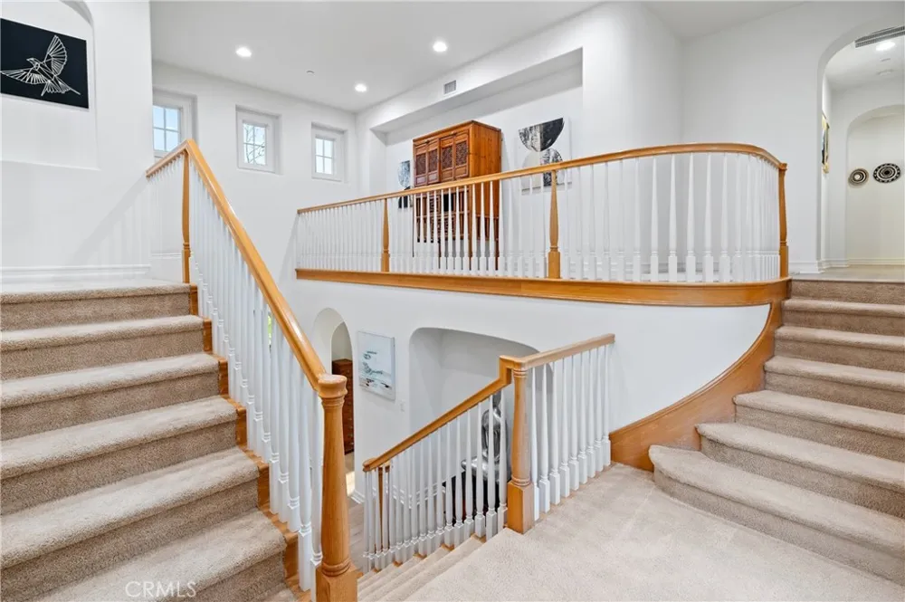 23 Castlerock Irvine, CA 92603