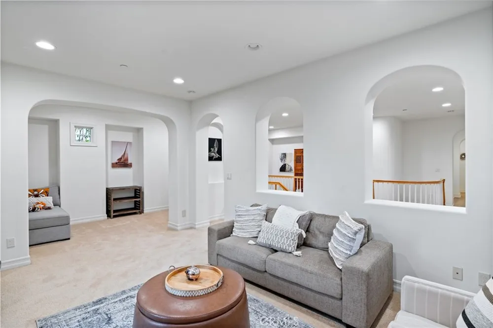 23 Castlerock Irvine, CA 92603
