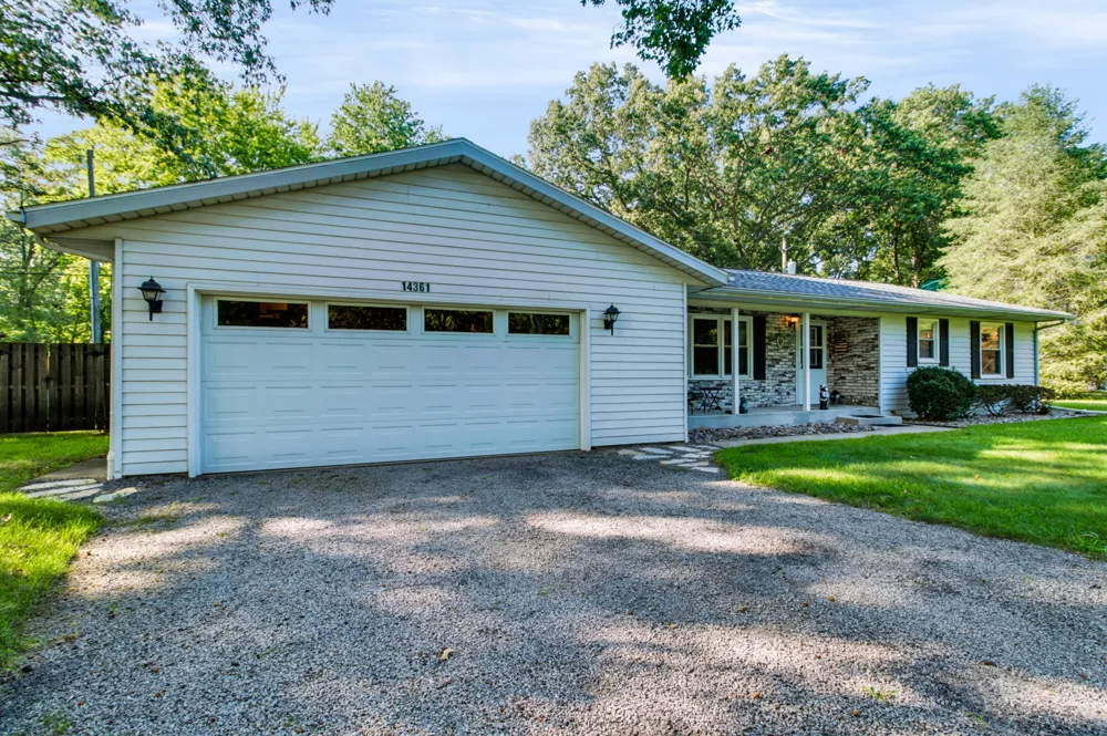 14361 Maple Drive New Buffalo, MI 49117