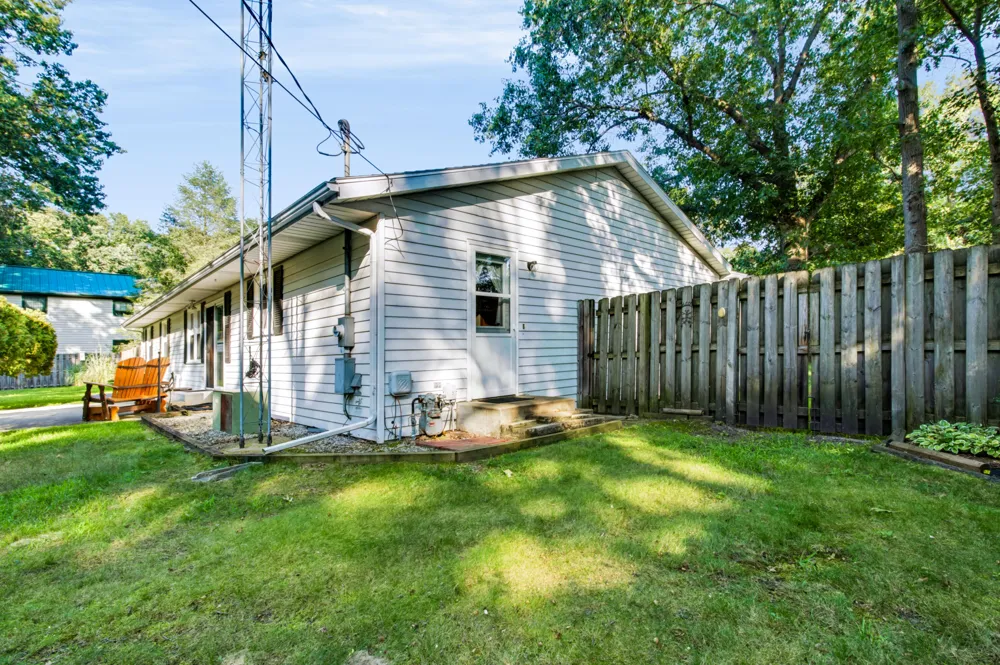 14361 Maple Drive New Buffalo, MI 49117