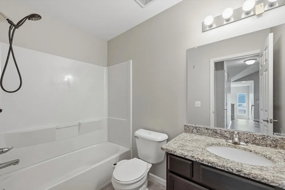 29442 Woodpark Circle Warren, MI 48092