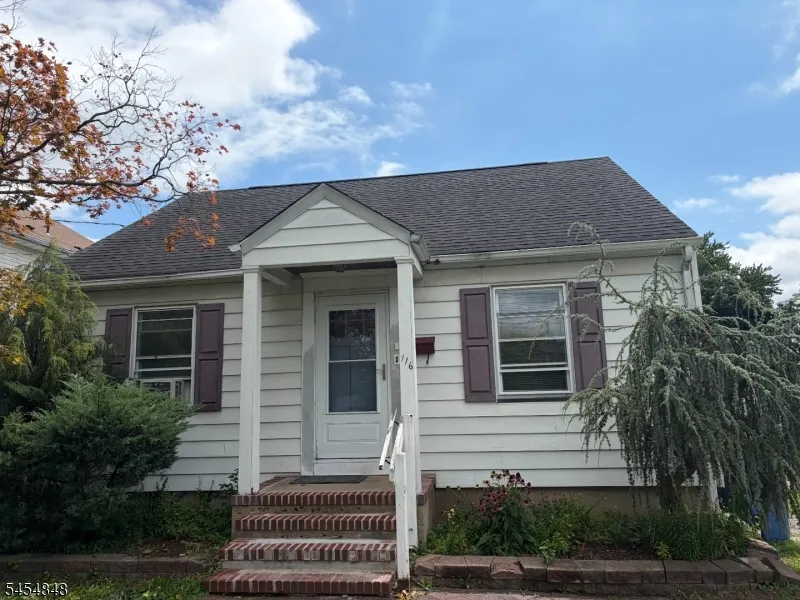 116 Giles Ave Middlesex, NJ 08846
