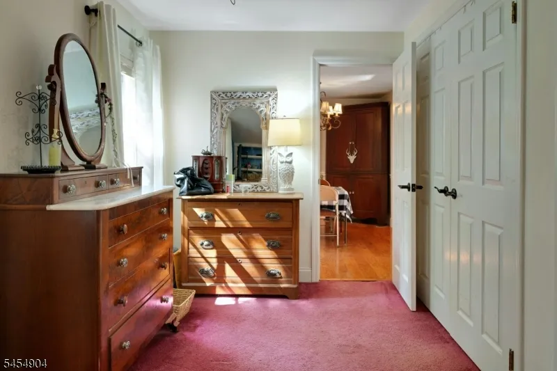 23 Combs Hollow Rd Randolph, NJ 07869