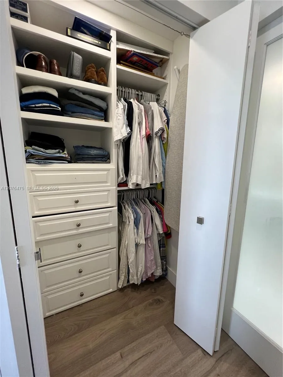 3300 NE 191st St #1610 Aventura, FL 33180