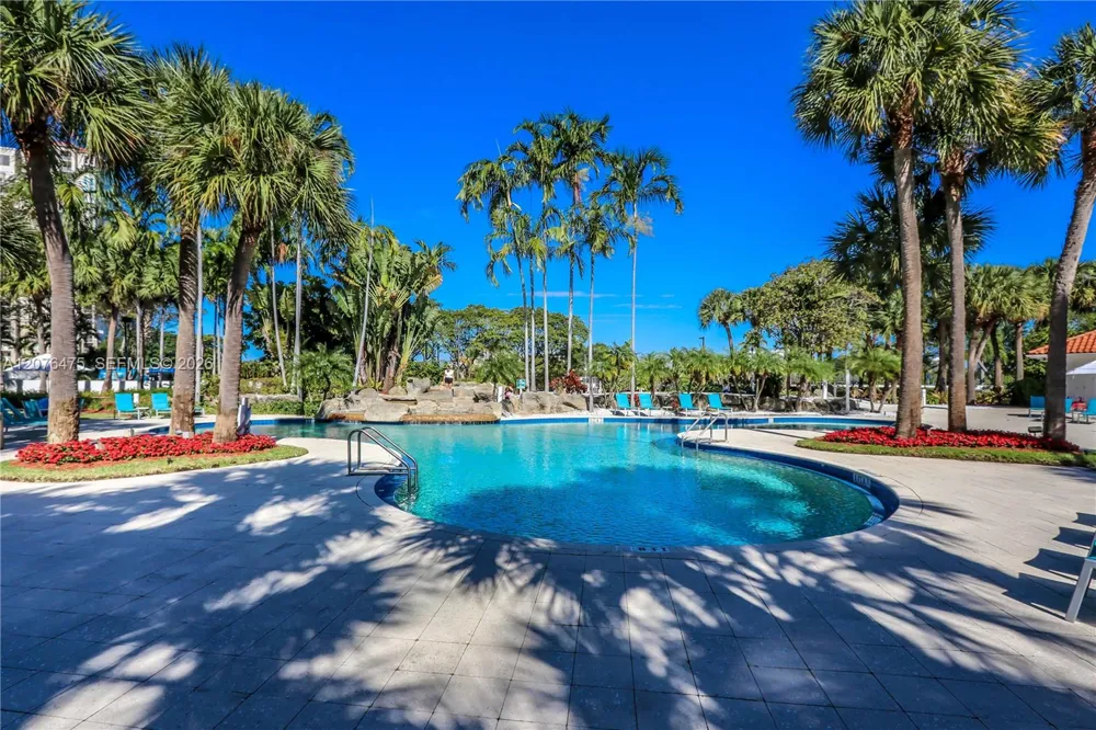 3300 NE 191st St #1610 Aventura, FL 33180