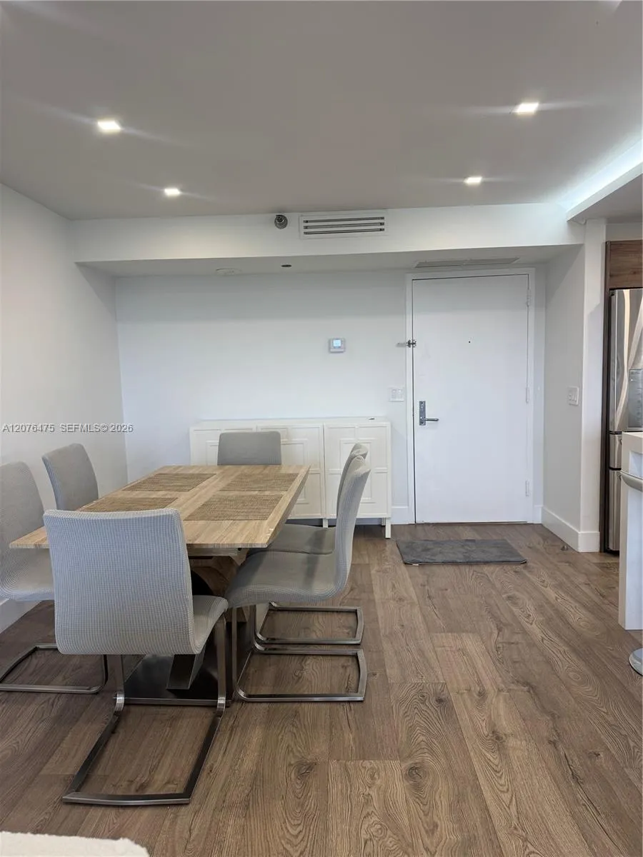 3300 NE 191st St #1610 Aventura, FL 33180