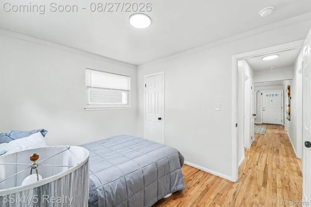 1835 Euclid Street Lincoln Park City, MI 48146