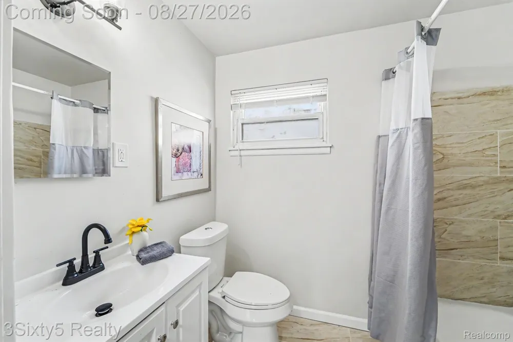 1835 Euclid Street Lincoln Park City, MI 48146