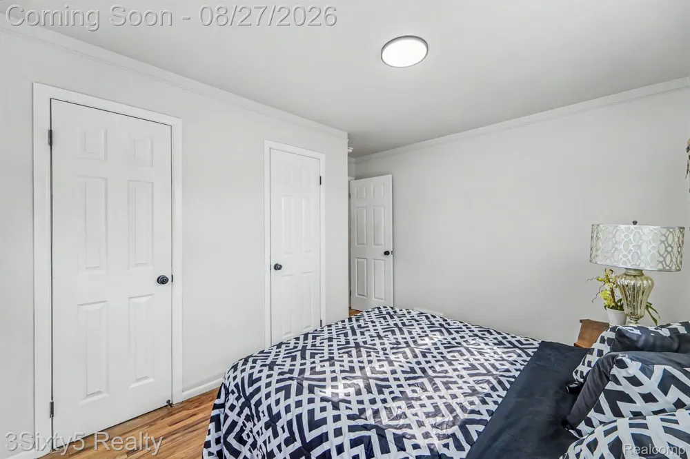 1835 Euclid Street Lincoln Park City, MI 48146