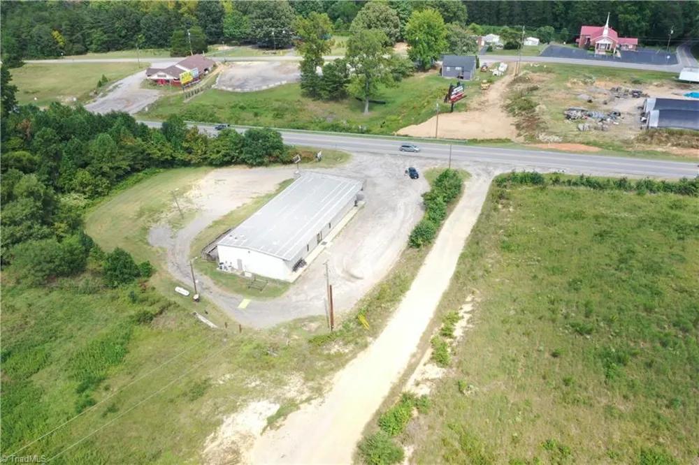 11175 NC Highway 86 Providence, NC 27315