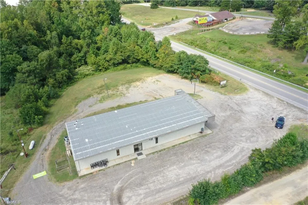 11175 NC Highway 86 Providence, NC 27315