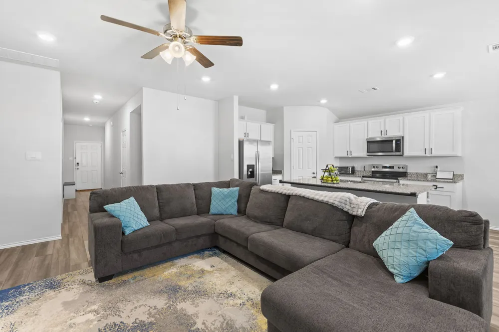 165 Hugh Drive Killeen, TX 76542