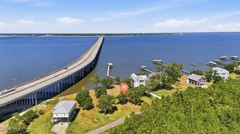 113 Sandy Hook Drive