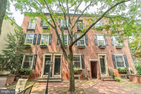 970 LAWRENCE STREET #REAR