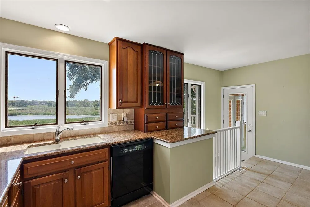 114 River Hills Drive Holland, MI 49424