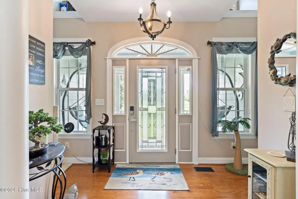 24 Teachs Cove Road Bath, NC 27808