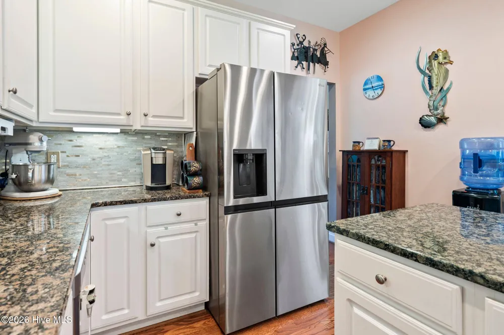 24 Teachs Cove Road Bath, NC 27808