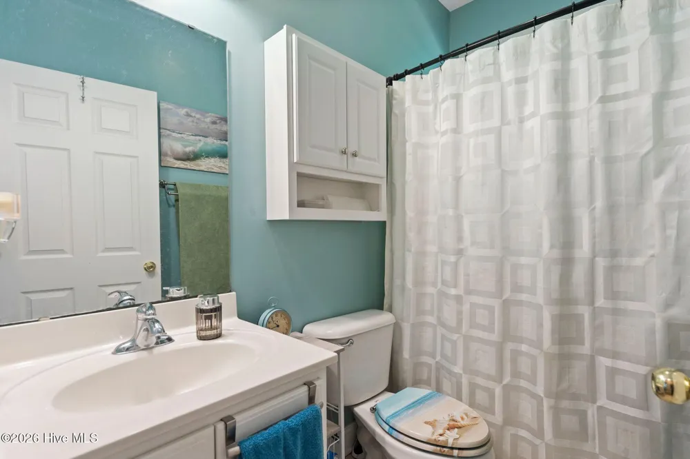 24 Teachs Cove Road Bath, NC 27808