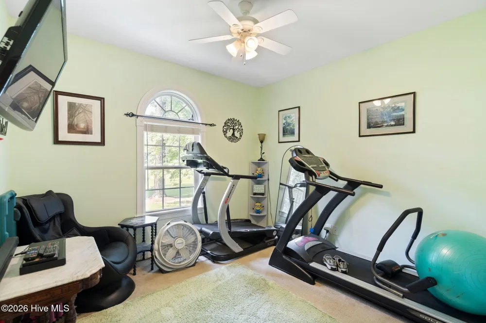 24 Teachs Cove Road Bath, NC 27808