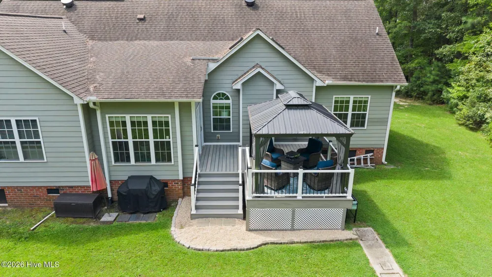 24 Teachs Cove Road Bath, NC 27808