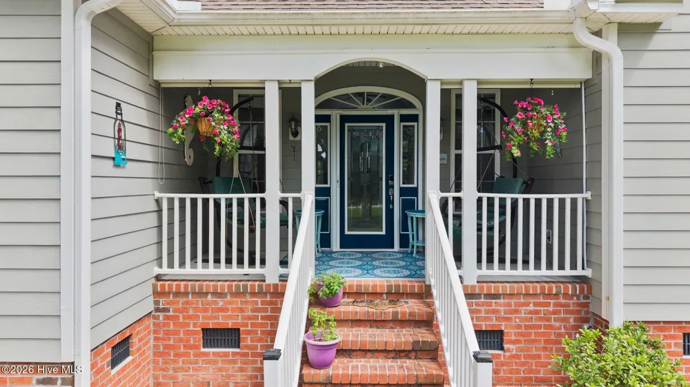 24 Teachs Cove Road Bath, NC 27808