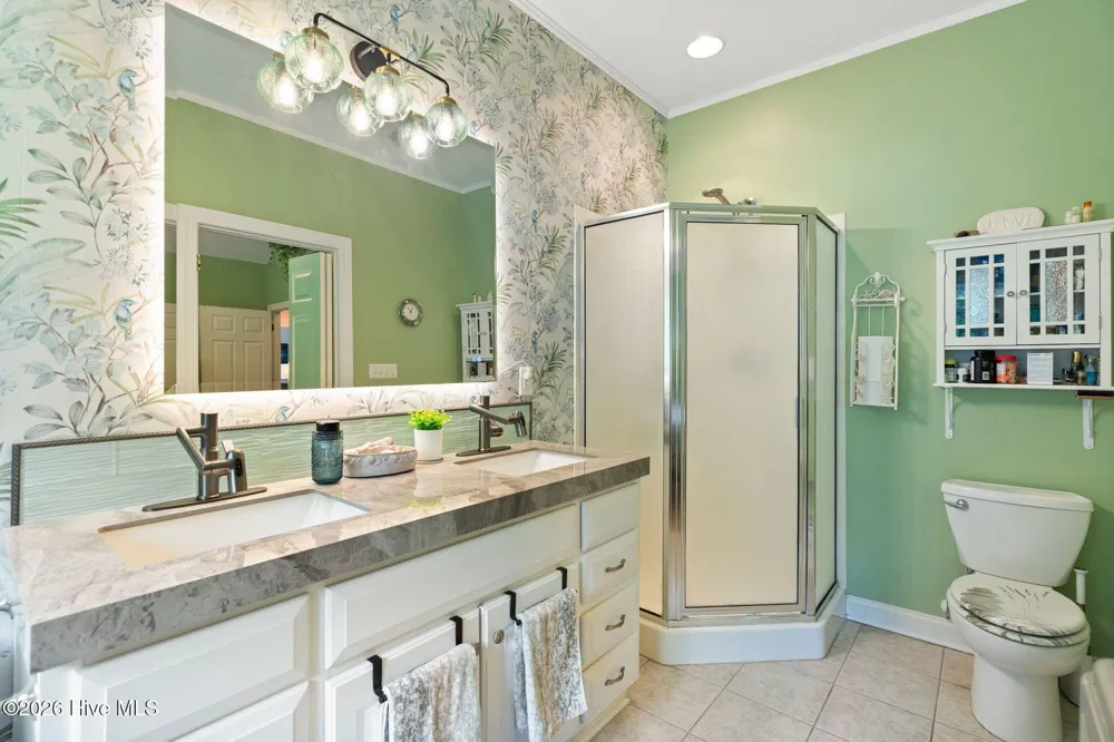24 Teachs Cove Road Bath, NC 27808