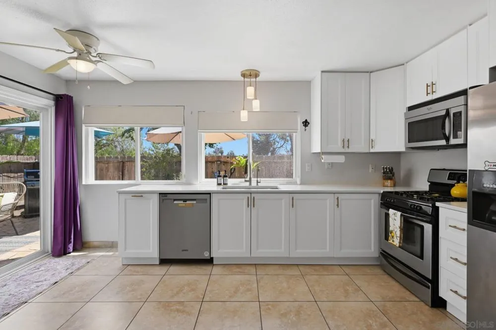11089 Clairemont Mesa Blvd Tierrasanta, CA 92124