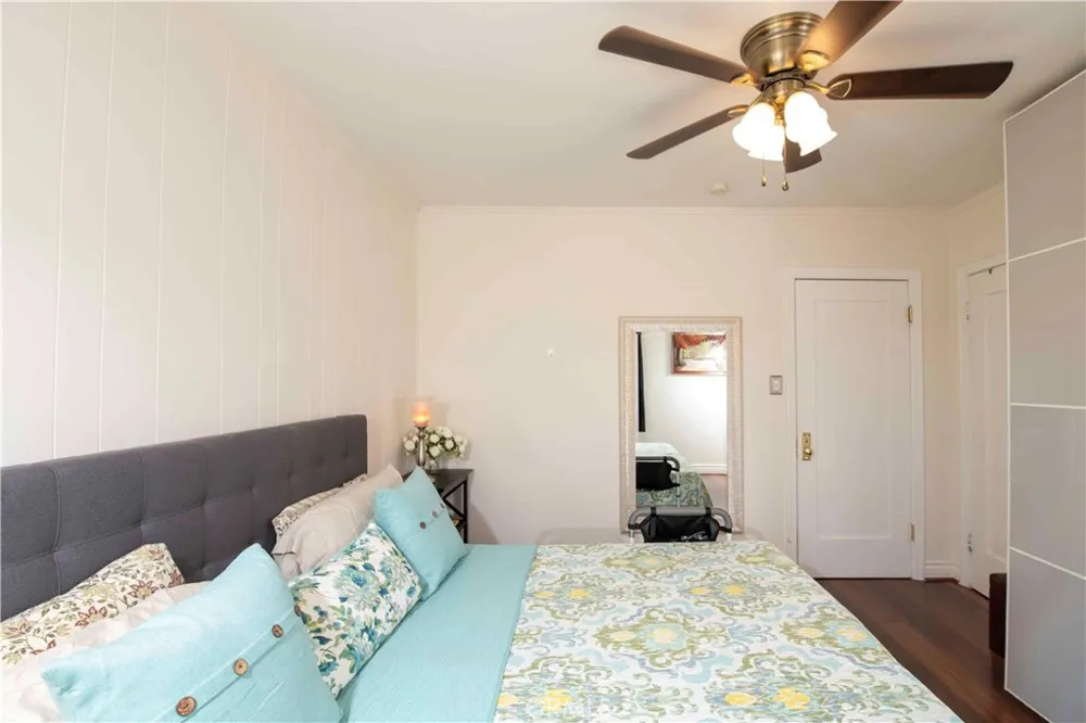 2389 Mayfield Montrose, CA 91020