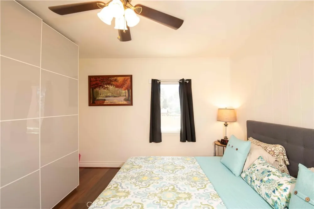 2389 Mayfield Montrose, CA 91020