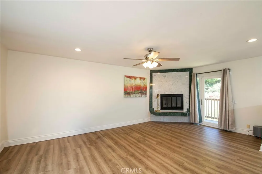 2389 Mayfield Montrose, CA 91020