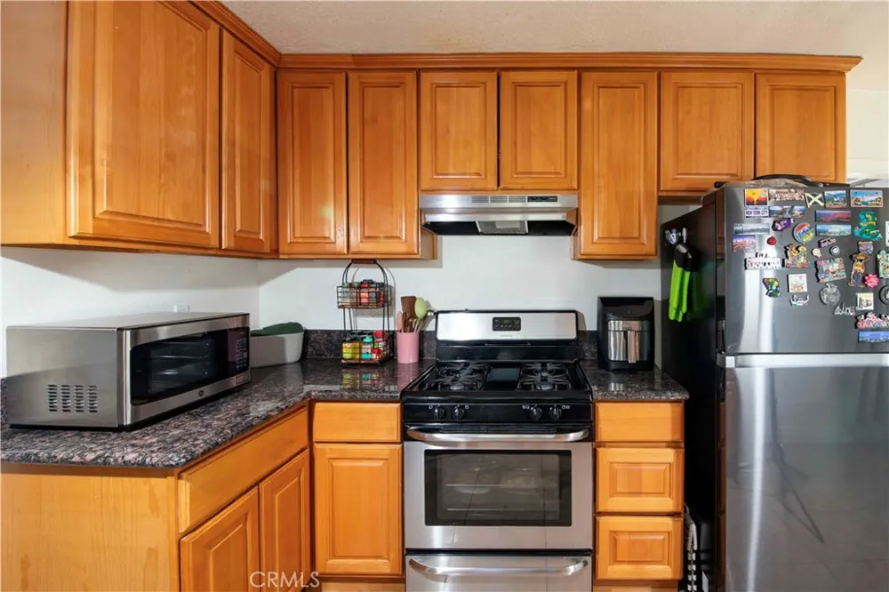 2389 Mayfield Montrose, CA 91020