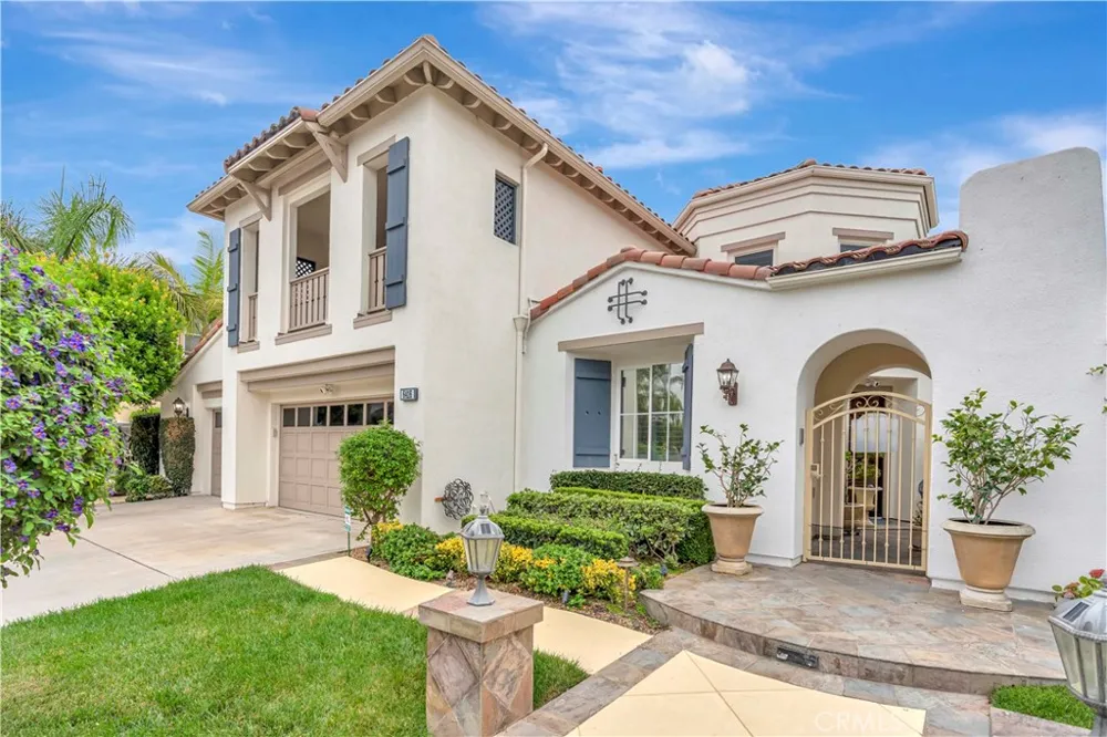 6416 Setting Sun Drive Huntington Beach, CA 92648
