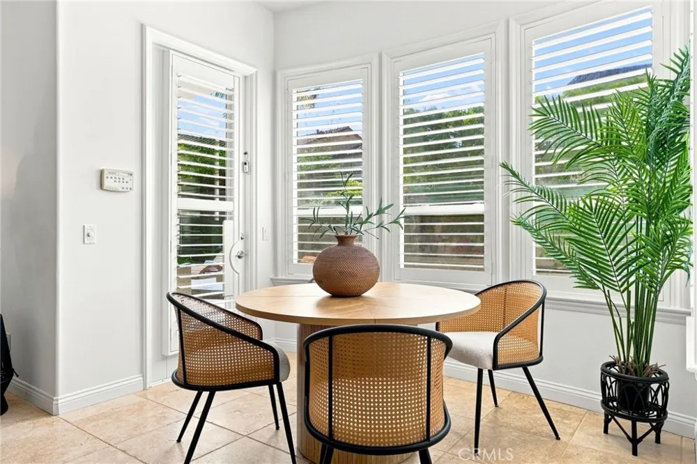 6416 Setting Sun Drive Huntington Beach, CA 92648