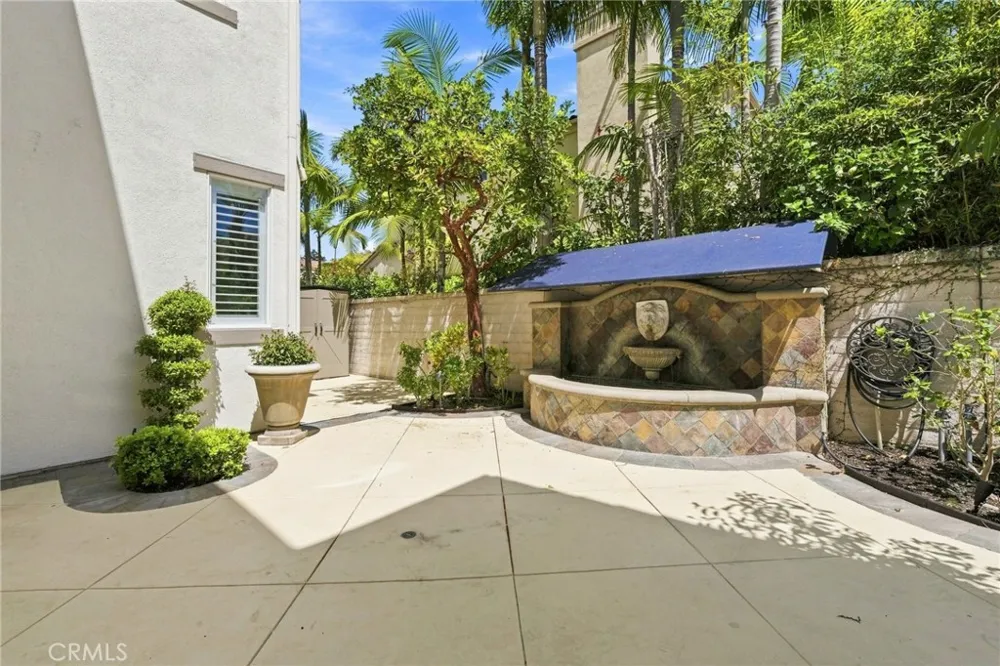 6416 Setting Sun Drive Huntington Beach, CA 92648