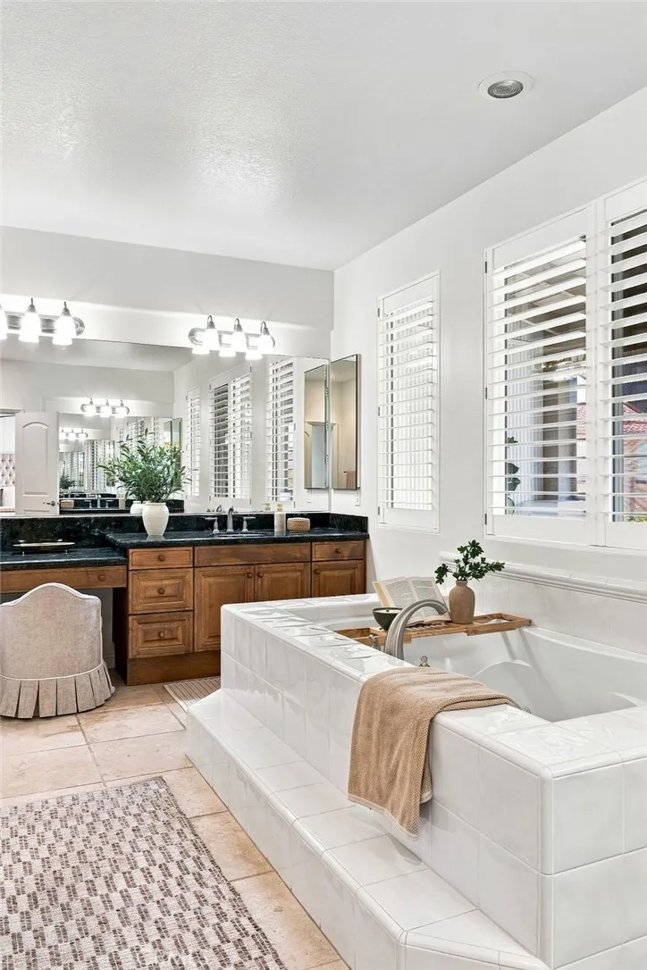 6416 Setting Sun Drive Huntington Beach, CA 92648
