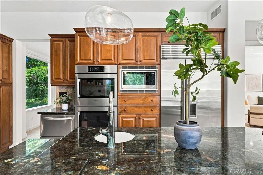 6416 Setting Sun Drive Huntington Beach, CA 92648