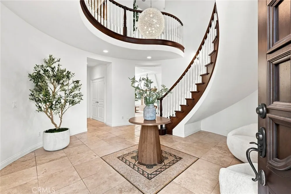 6416 Setting Sun Drive Huntington Beach, CA 92648