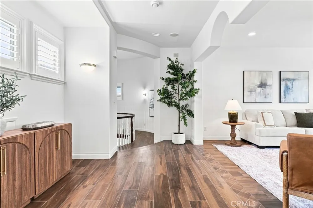 6416 Setting Sun Drive Huntington Beach, CA 92648