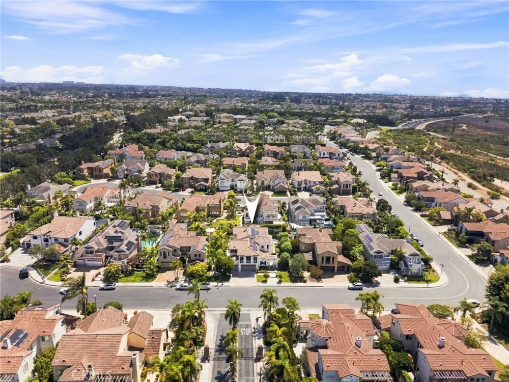 6416 Setting Sun Drive Huntington Beach, CA 92648