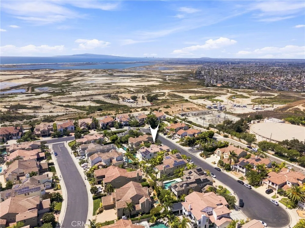 6416 Setting Sun Drive Huntington Beach, CA 92648