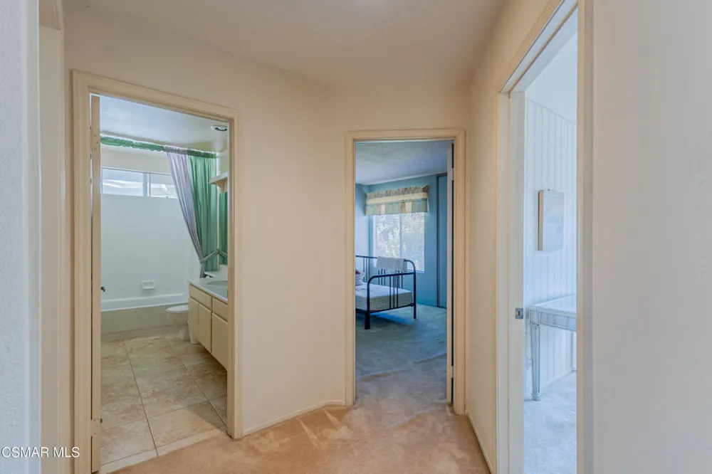 12120 London Grove Court Moorpark, CA 93021