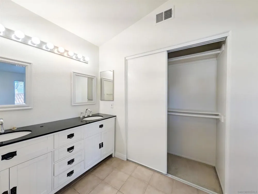8291 Gold Coast Drive #7 San Diego, CA 92126