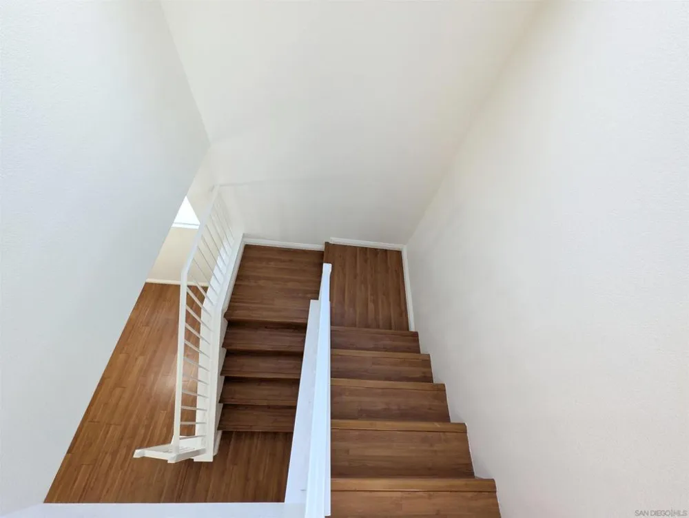 8291 Gold Coast Drive #7 San Diego, CA 92126