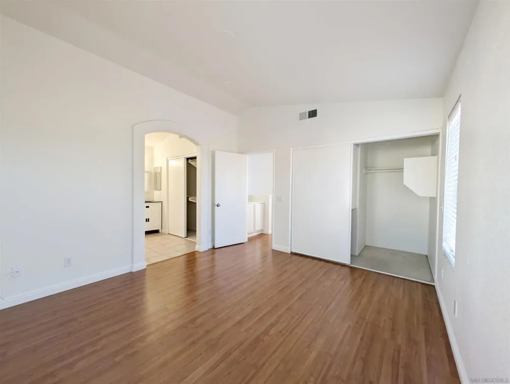 8291 Gold Coast Drive #7 San Diego, CA 92126