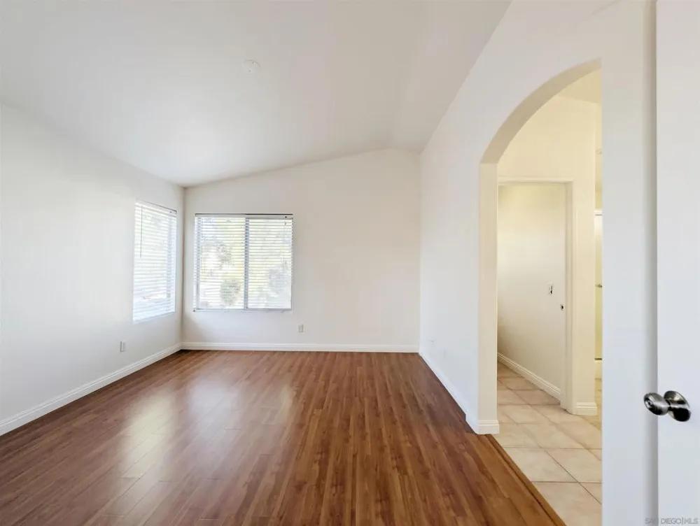 8291 Gold Coast Drive #7 San Diego, CA 92126