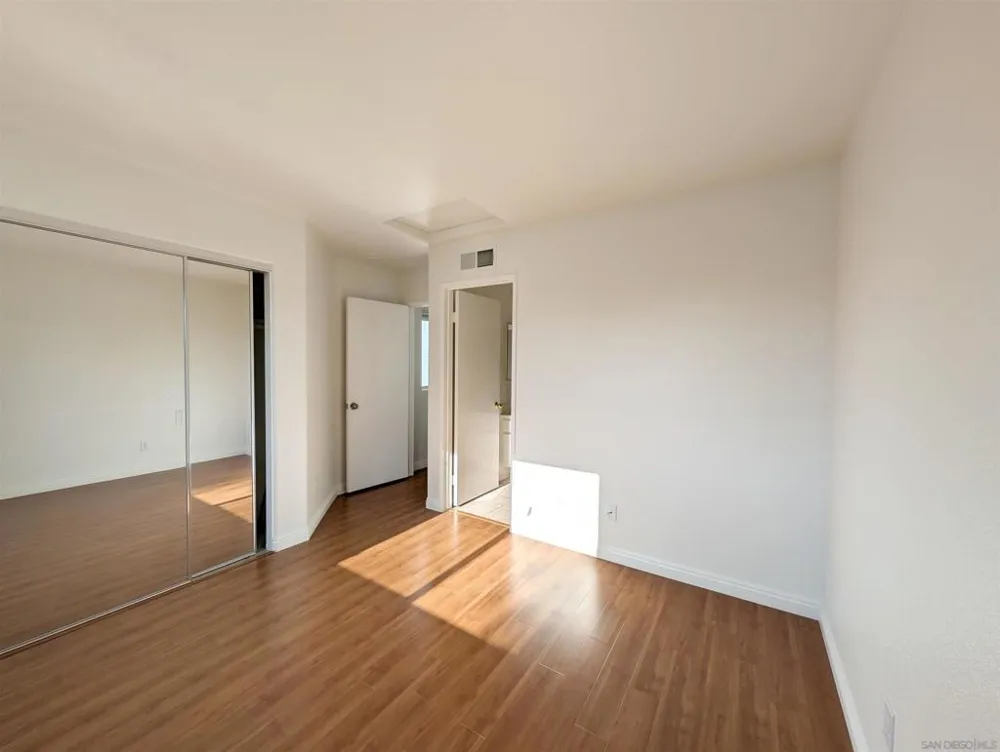 8291 Gold Coast Drive #7 San Diego, CA 92126