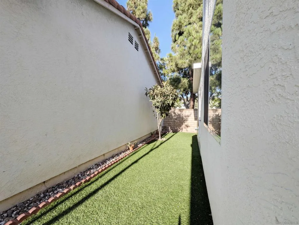 8291 Gold Coast Drive #7 San Diego, CA 92126